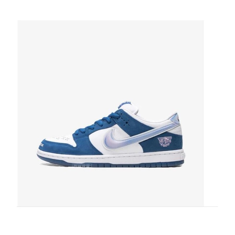 SB DUNK LOW GEBOREN X ERHOBEN