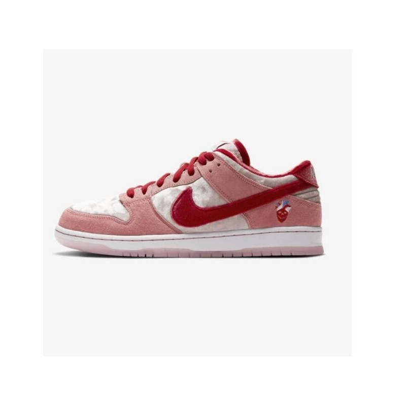 SB Dunk Low Strangelove Skateboards