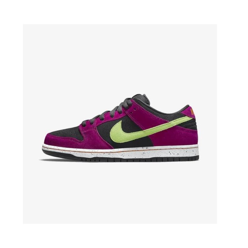 SB DUNK LOW PRO ACG TERRA RED PLUM