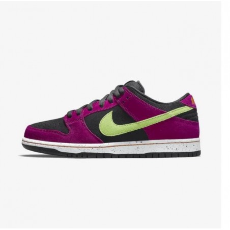 SB DUNK LOW PRO ACG TERRA RED PLUM