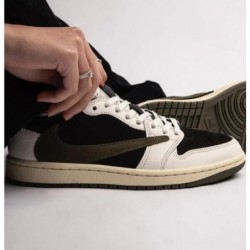 AIR JORDAN 1 RETRO LOW OG SP TRAVIS SCOTT OLIVE